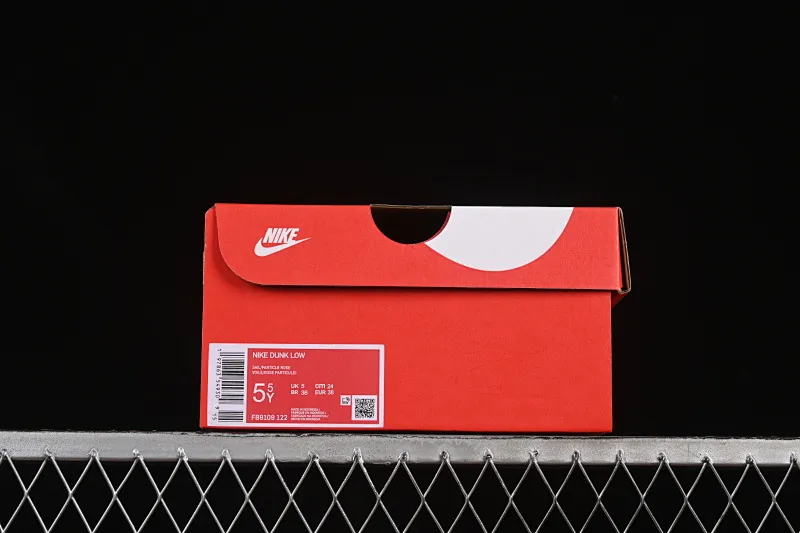 All categories Nk SB Dunk series Nk SB Dunk Low low-top sneakers Nike SB Dunk Low white lavender low-top casual sneakers FB9109-122